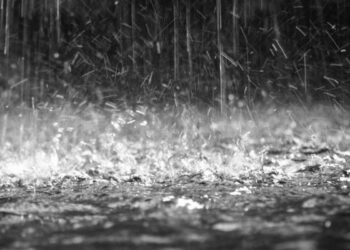 Maltempo, richieste di soccorso nel crotonese: alcune scuole chiuse