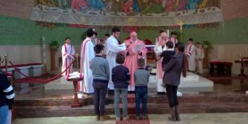 40 anni parrocchia san Nicodemo, il vescovo Graziani a Ciro’ Marina