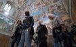 150 senzatetto in visita alla Cappella Sistina. FOTO