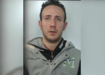 Ruba notebook all’Italiana Gas di Corigliano, arrestato per furto