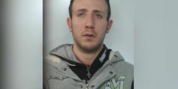 Ruba notebook all’Italiana Gas di Corigliano, arrestato per furto