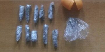 Pusher con la droga nell’ovetto di cioccolata, arrestato a Lamezia