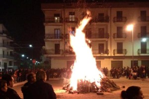 Focareddi-di-San-Giuseppe-a-Cirò-Marina