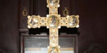 La preziosa Stauroteca di Cosenza