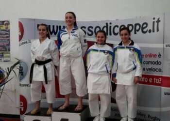 Accademia Karate Crotone, tre bronzi a Taranto