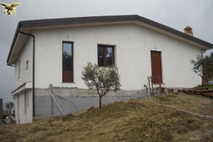 Santa Severina costruzione abusiva