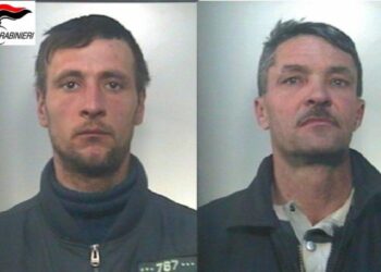 Rubano tetto delle terme a Cotronei, arrestati due rumeni
