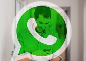 Svolta per WhatsApp, chiamate gratis per tutti ma occhio alle truffe