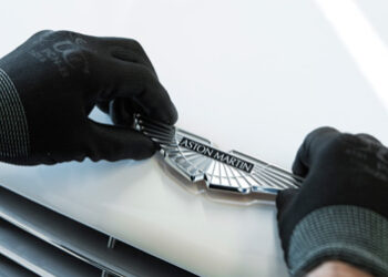 Nel futuro di Aston Martin: il suv e piattaforme con Daimler