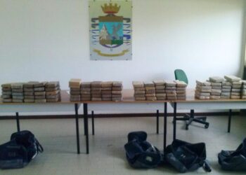 Cocaina tra le mandorle, 90 kg sequestrati a Gioia Tauro