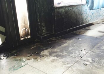 Lido in fiamme a Ciro’ Marina