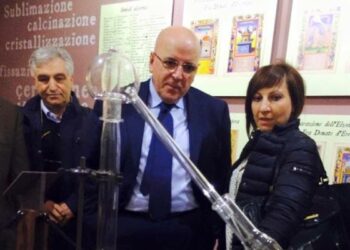 Mario Oliverio visita la futura sede dell’Enoteca regionale di Ciro’