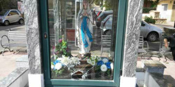 Torretta, rubate le offerte dalla teca della Madonnina