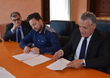 Occupazione, firmato a Isola protocollo d’intesa con FinCalabria