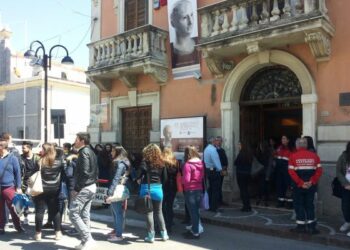 La testa di Apollo a Ciro’ Marina per tutta la durata dell’Expo