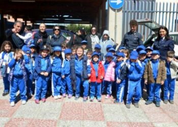 Ciro’ Marina, i bambini del ‘Siciliani’ visitano la Questura