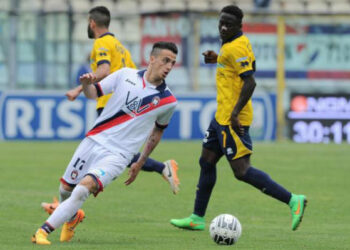 Serie B, vittoria scaccia paura retrocessione per il Crotone