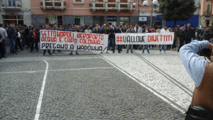 protesta al comune 