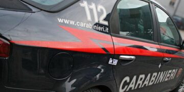 Camminava con revolver carico in tasca, un fermo a Corigliano
