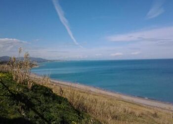 Le quattro spiagge calabresi premiate con la Bandiera Blu 2015