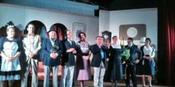 Teatro, successo per la compagnia Krimisa con “O l’unu o l’atru”