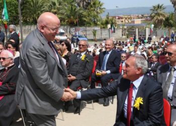 Grasso a Rosarno: “mafia e’ morte”