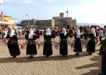 Torna ‘Le Castella Tarantella week’