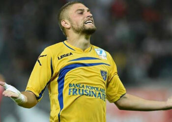 Serie B, Frosinone promosso in serie A dopo aver sconfitto il Crotone