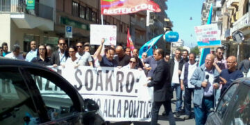 Crotone, continuano gli scioperi di protesta proclamati dal sindacato