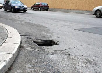 Rubavano tombini, in manette suocero e genero a Cosenza