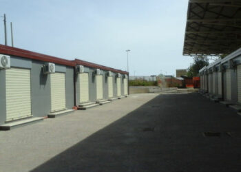 Crotone, si completano i lavori della nuova area mercatale di piazzale Nettuno