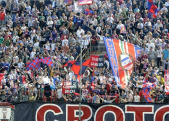 Posticipo della serie B, il Crotone conquista una importante vittoria salvezza