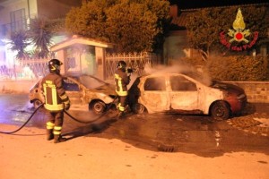Auto incendiate