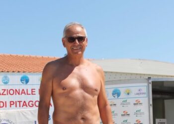 Nuoto, il crotonese Paonessa campione italiano nei 200 sl