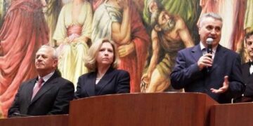 Gli studenti di Ciro’ in visita a Palazzo Campanella