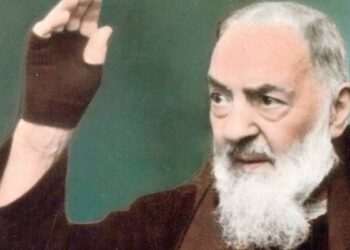 In casa guanti di Padre Pio rubati, calabrese condannato a 2 anni