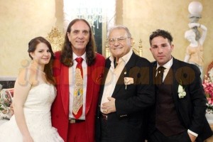 Pietro Doritti e Debora Macrì con Don Antonio  Polese e Flotta