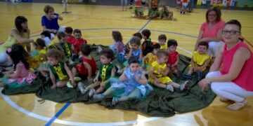 Baby ecologisti crescono a Ciro’ Marina