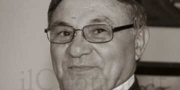 Disperso in mare a Ciro’ Marina, la famiglia: ‘aiutateci nelle ricerche’