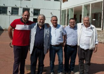 Il regista Pupi Avati in visita al centro per immigrati presente nel cento arbereshe