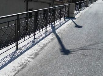 Sistemazione dei parapetti pericolanti a Ciro’