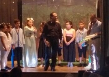 Caloveto, grande successo per la compagnia ‘Artisti allo sbaraglio’