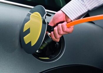 I calabresi non amano le auto elettriche
