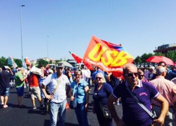 Lsu e Lpu bloccano A3 e imbarchi Sicilia