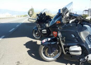 Sfondano finestrini e rubano stereo, tre arresti a Lamezia