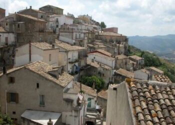 Crucoli, alla scoperta del paese della sardella