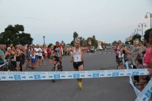 Giuseppe Curcio vince StraCirò Marina 2015