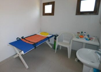 Stabilimento balneare senza locale di primo soccorso, multato gestore