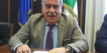 Il sindaco di Crotone Vallone: la Bianchi come “de Amicis”. Scrive pagine da libro “Cuore”