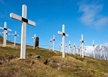 L’ordinanza shock di un sindaco calabrese: ‘vietato morire’